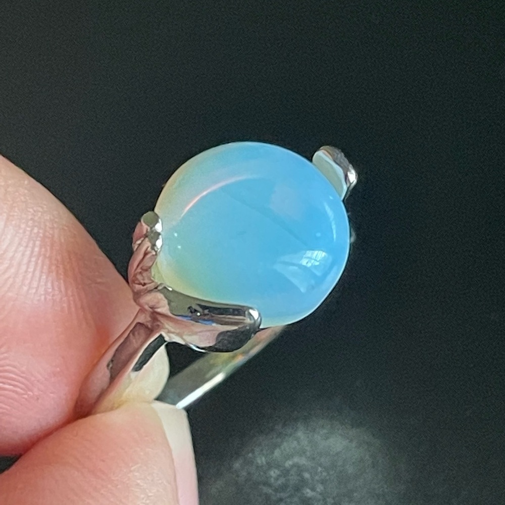 round opal stone ring - Picture 6 of 9
